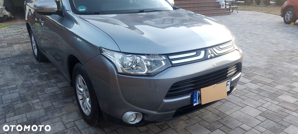 Mitsubishi Outlander - 7