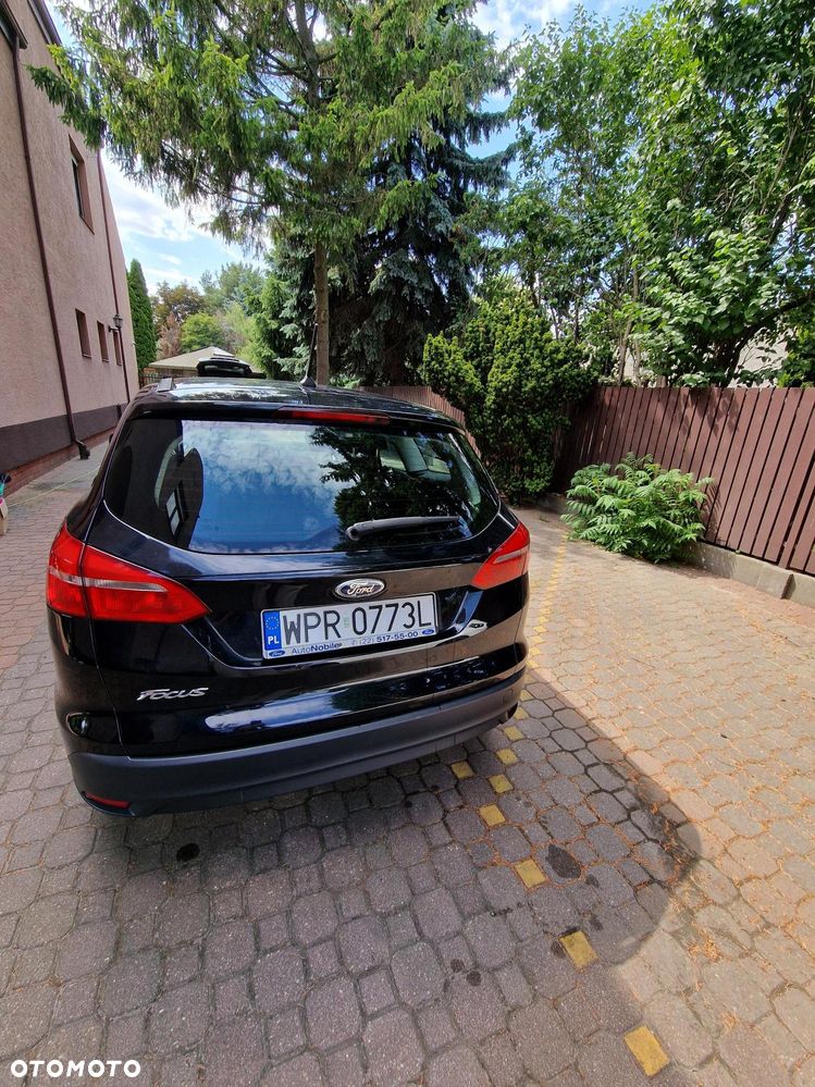 Ford Focus 1.6 Trend - 5