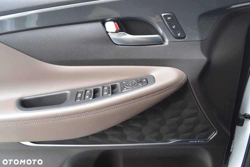 Hyundai Santa Fe - 26