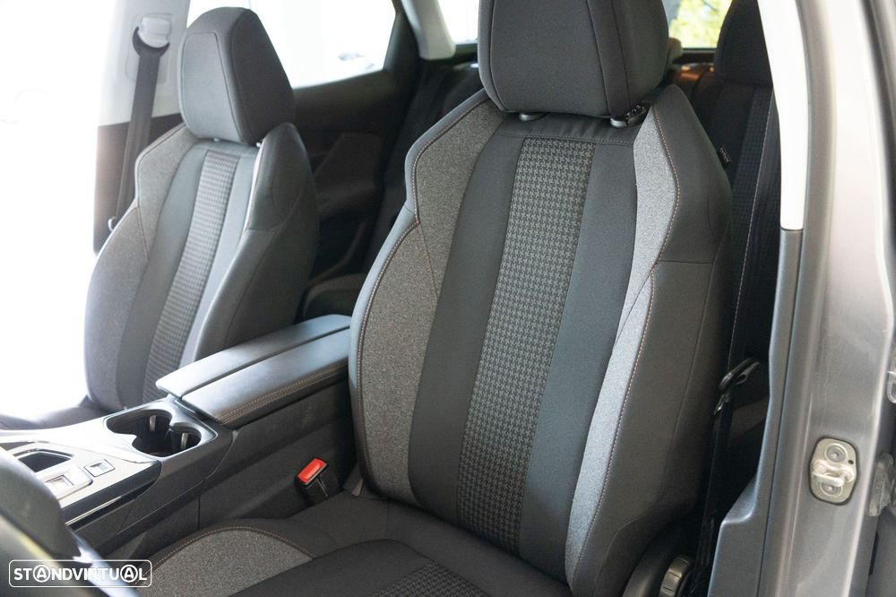 Peugeot 3008 1.5 BlueHDi Active Pack EAT8 - 9