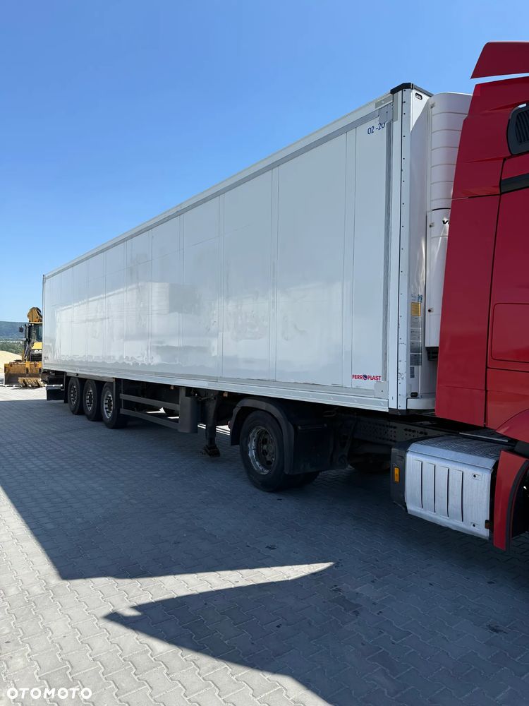 Schmitz Cargobull SKO24L - 2