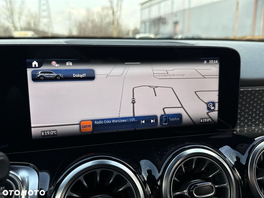 Mercedes-Benz GLB - 26