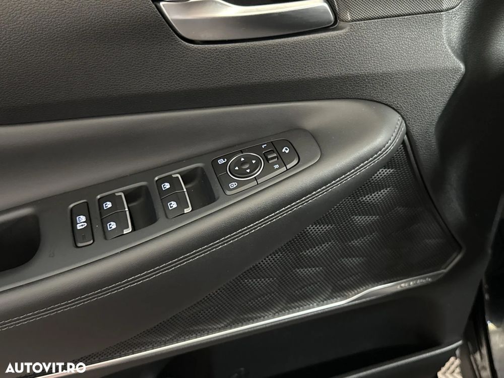 Hyundai Santa Fe - 16