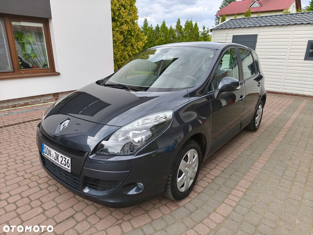 Renault Scenic 1.6 16V 110 TomTom Edition - 19