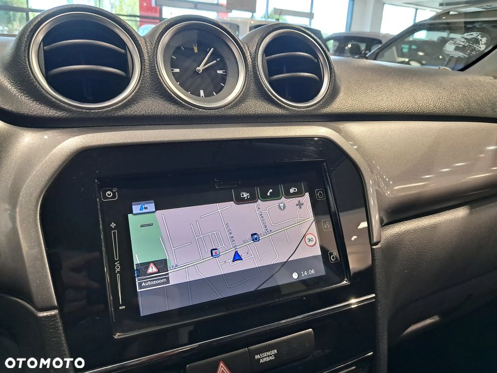 Suzuki Vitara 1.6 Premium 4WD - 14