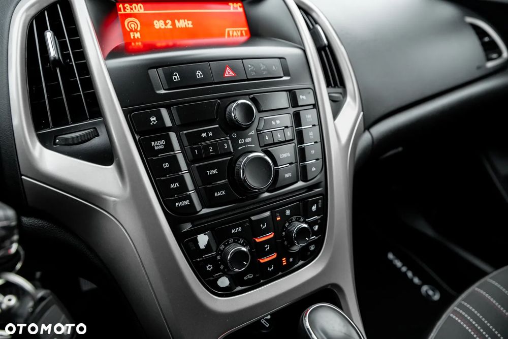 Opel Astra 1.4 Turbo Automatik - 33