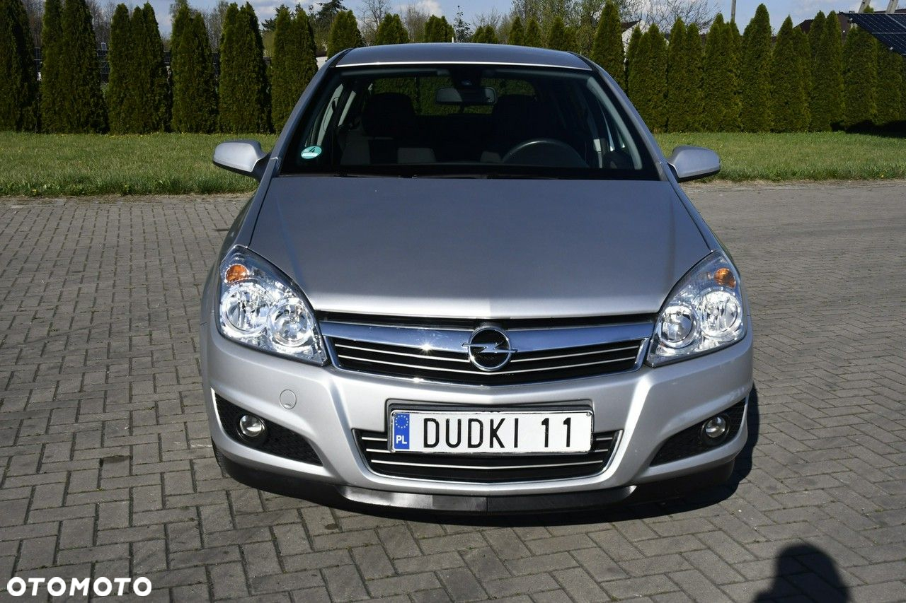 Opel Astra - 4