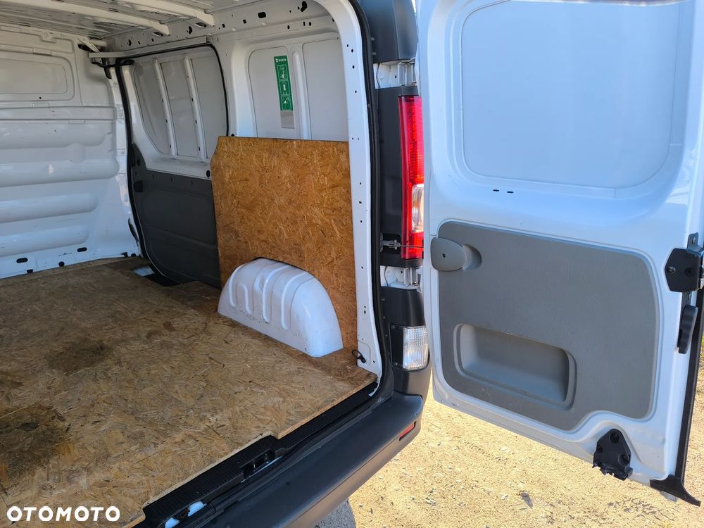 Nissan Primastar TRAFIC VIVARO - 14