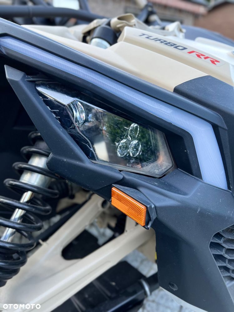 Can-Am Maverick - 16
