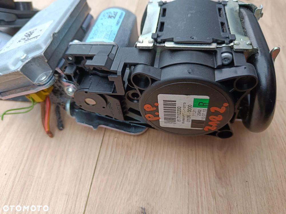 MERCEDES W212 PAS PRZEDNI PRZÓD PRAWY A2128607685 - 3