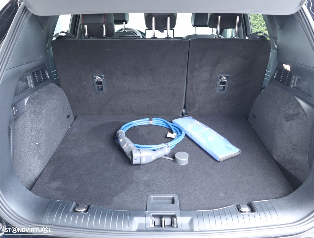 Ford Kuga 2.5 PHEV ST-Line X - 56