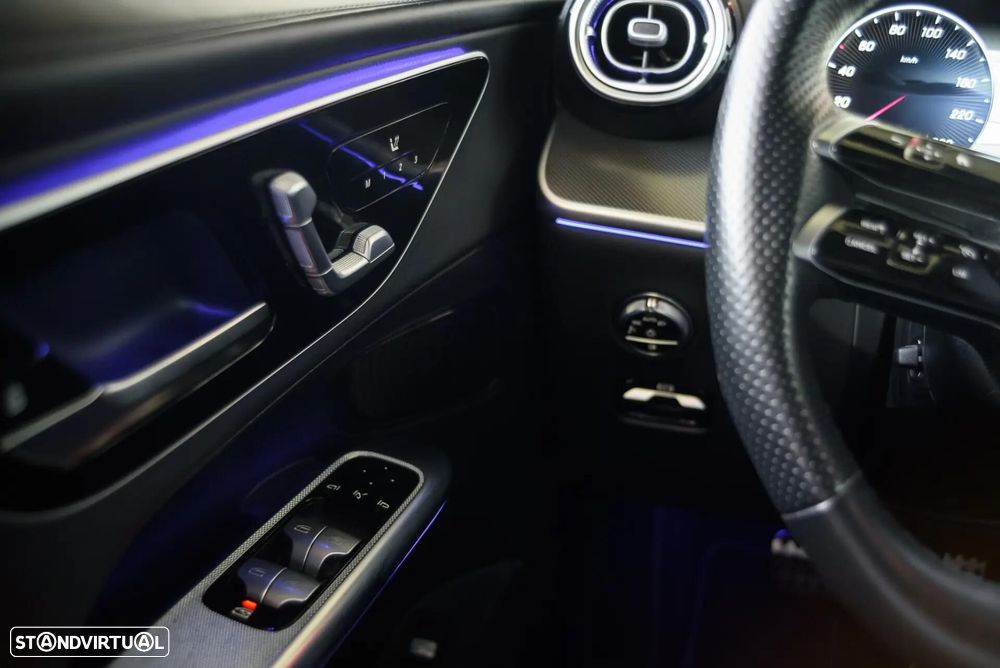 Mercedes-Benz GLC 300 de 4Matic - 31
