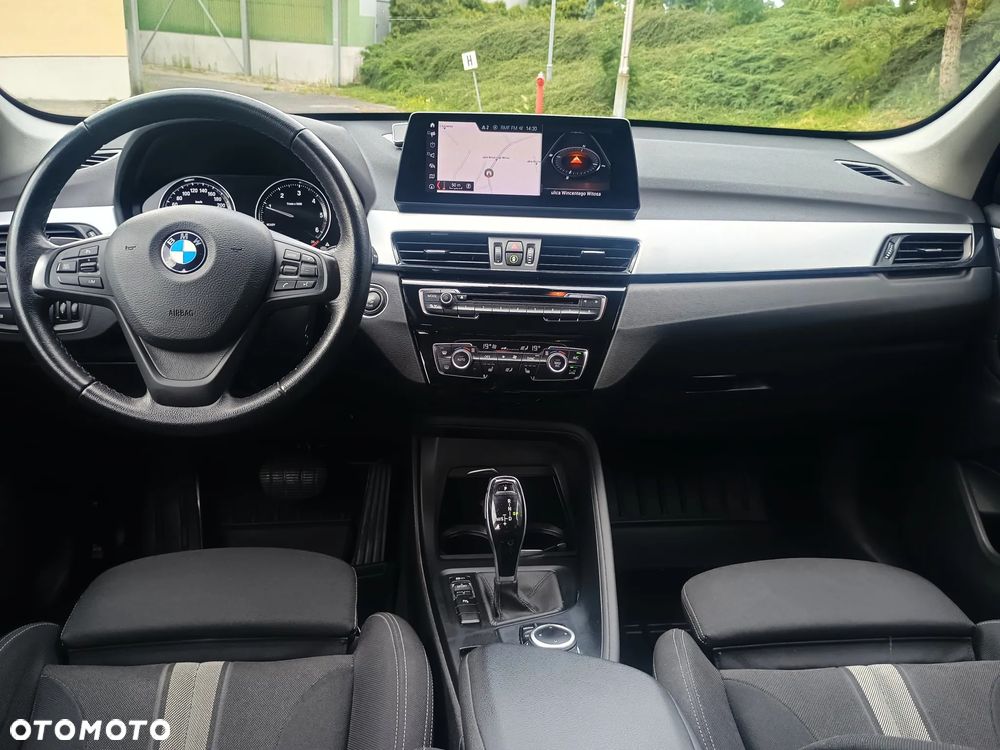 BMW X1 sDrive18d - 10