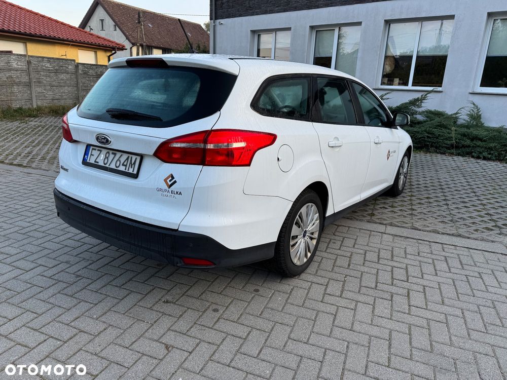 Ford Focus - 12