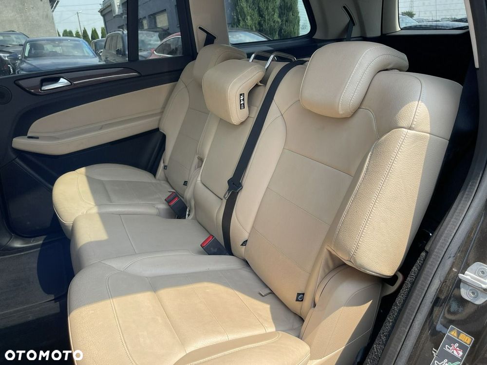 Mercedes-Benz GLS 350 d 4Matic 9G-TRONIC AMG Line - 17