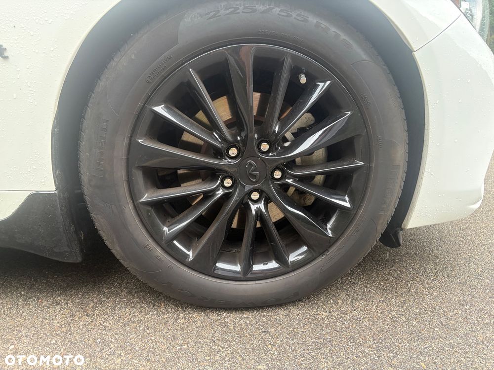 Infiniti Q50 - 12