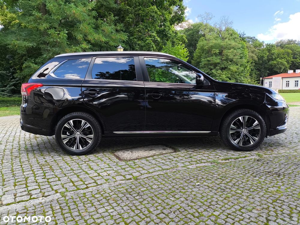 Mitsubishi Outlander 2.0 4WD Plus - 8