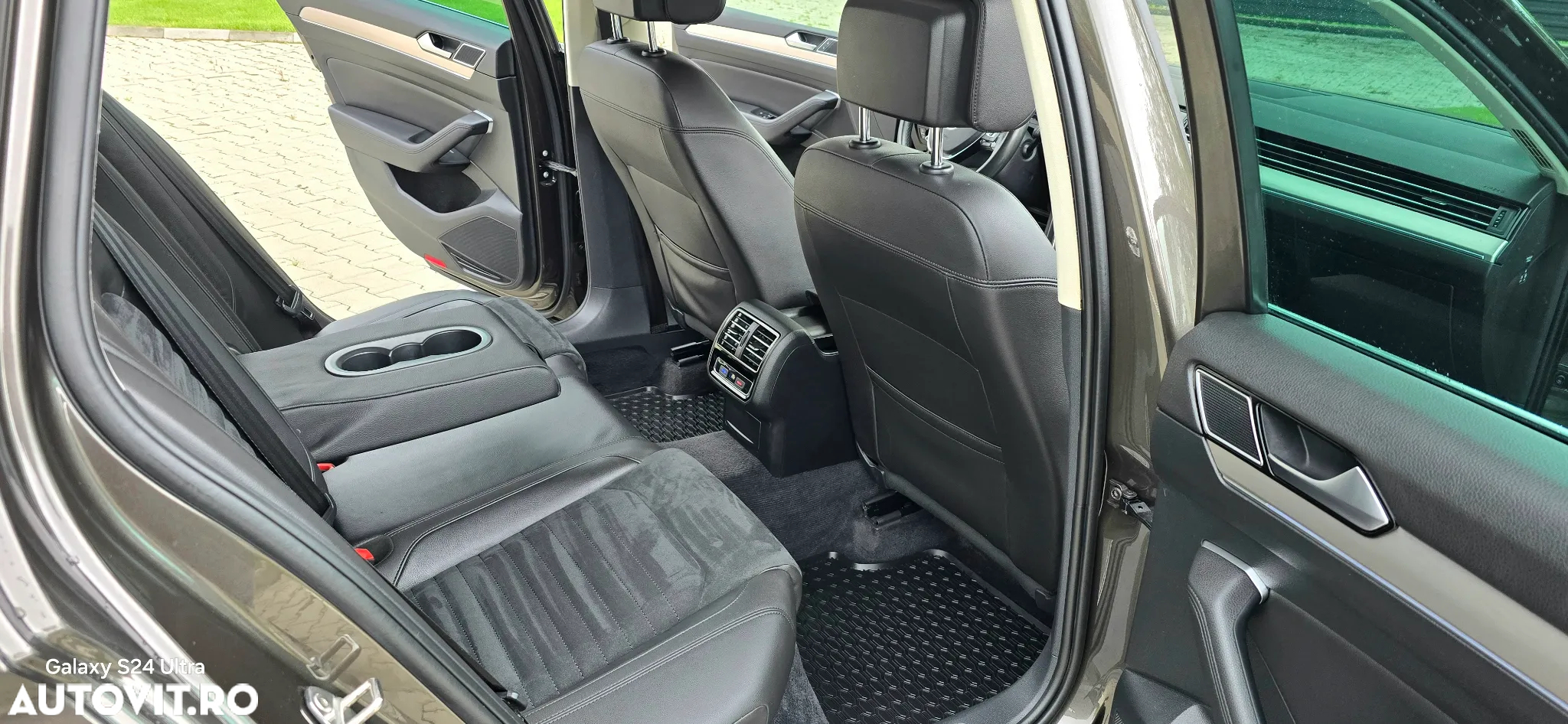 Volkswagen Passat Variant 2.0 BiTDI 4Mot DSG Highline - 13