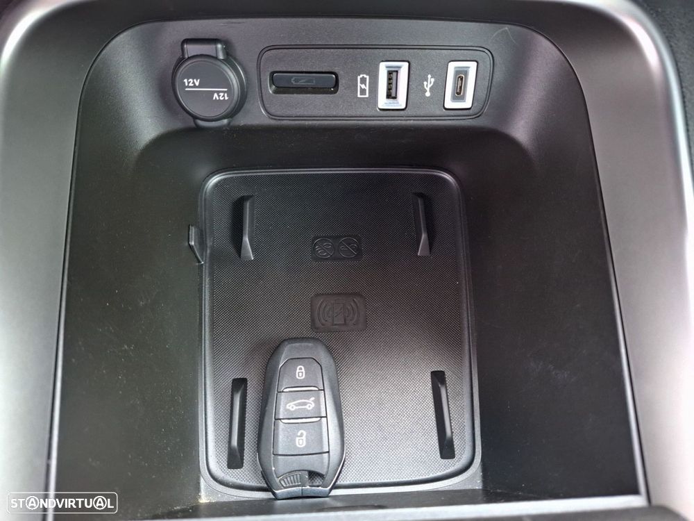 Jeep Avenger 1.2 GSE T3 Altitude - 19