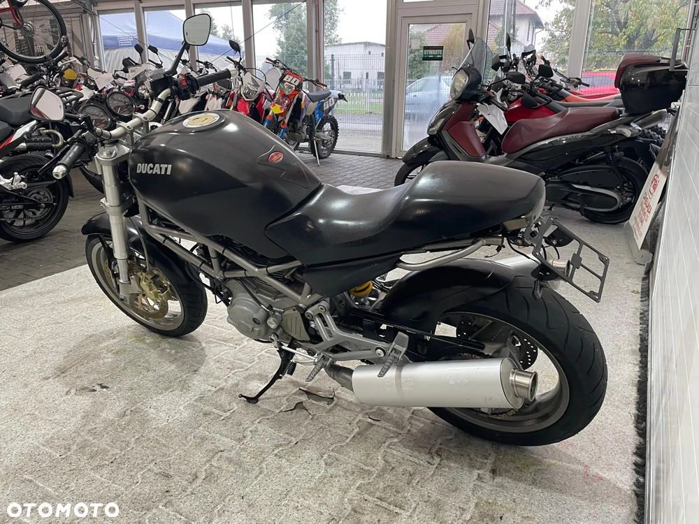 Ducati Monster - 12
