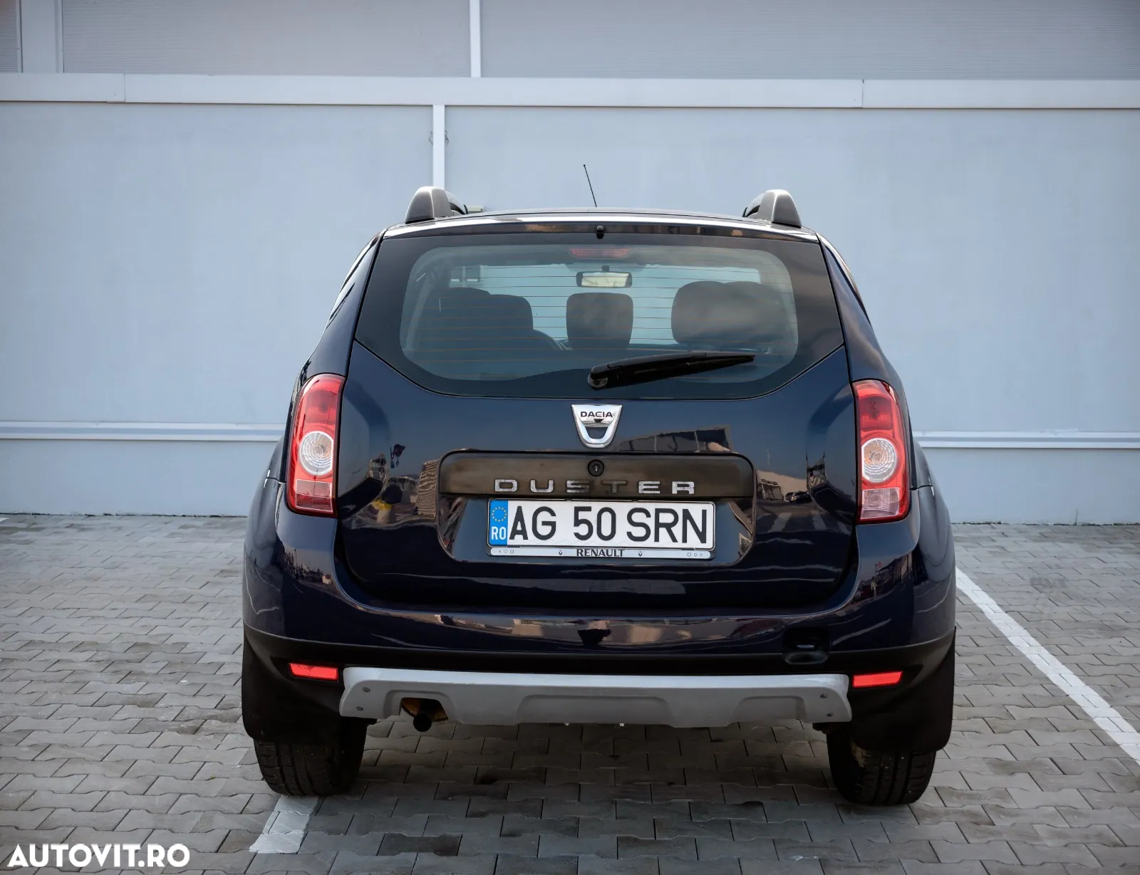 Dacia Duster 1.6 4x2 Laureate - 8