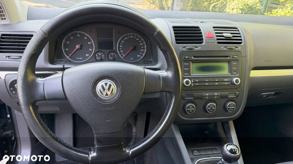 Volkswagen Golf 1.6 FSI Comfortline - 7