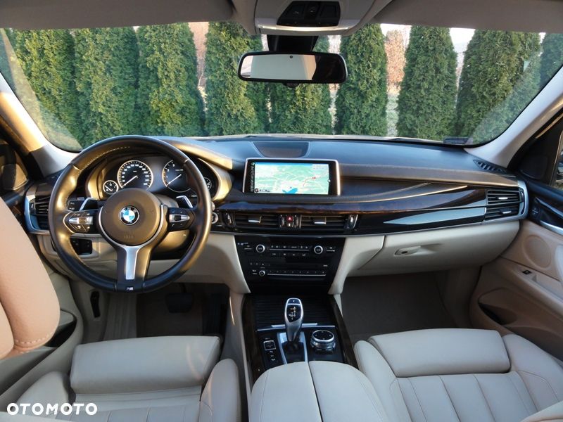 BMW X5 xDrive50i Sport-Aut - 10