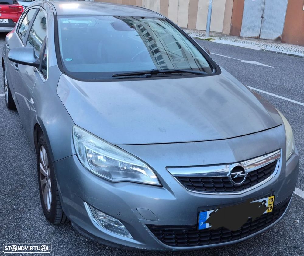 Opel Astra 1.3 CDTI Cosmo - 1