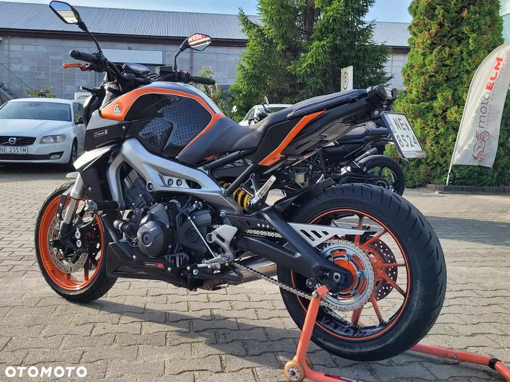 Yamaha MT - 21