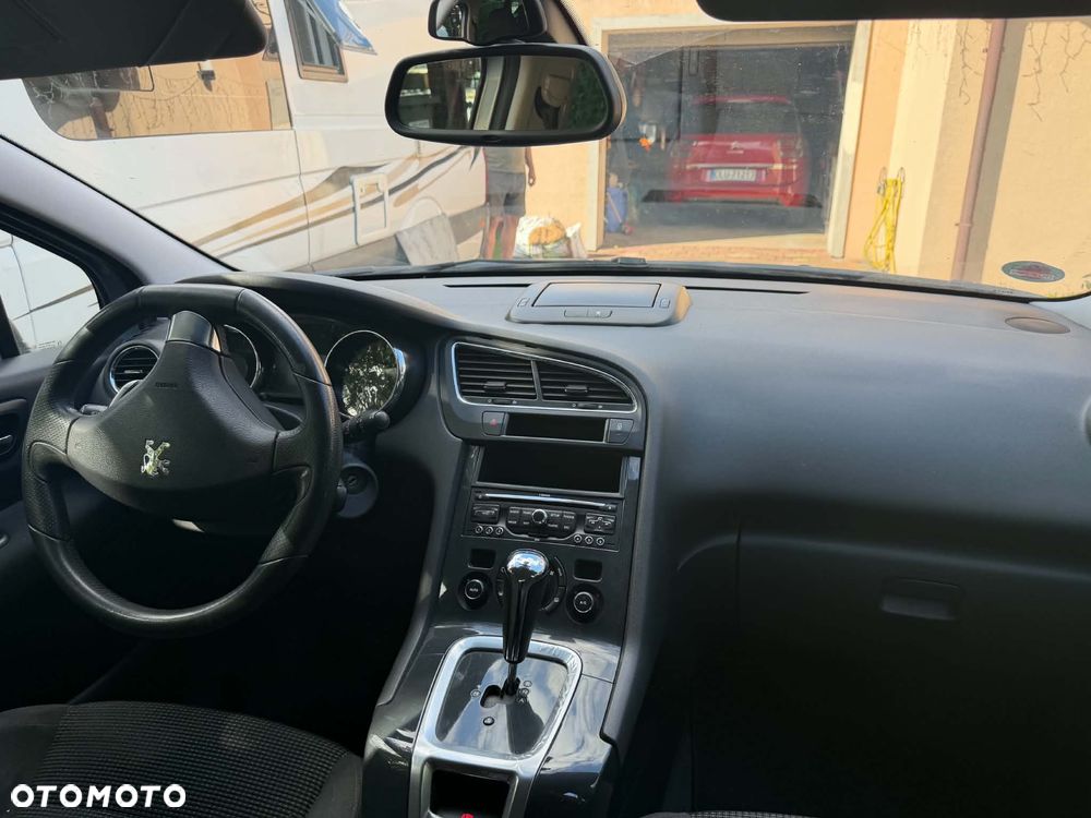 Peugeot 5008 - 7