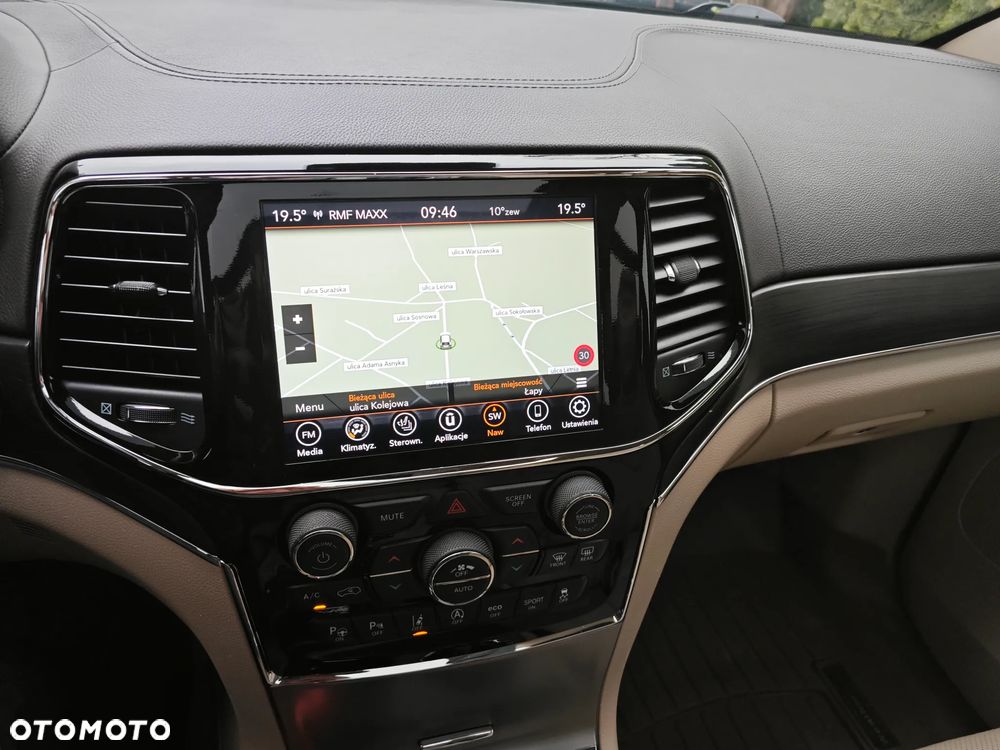 Jeep Grand Cherokee 3.6 V6 Overland Summit - 16