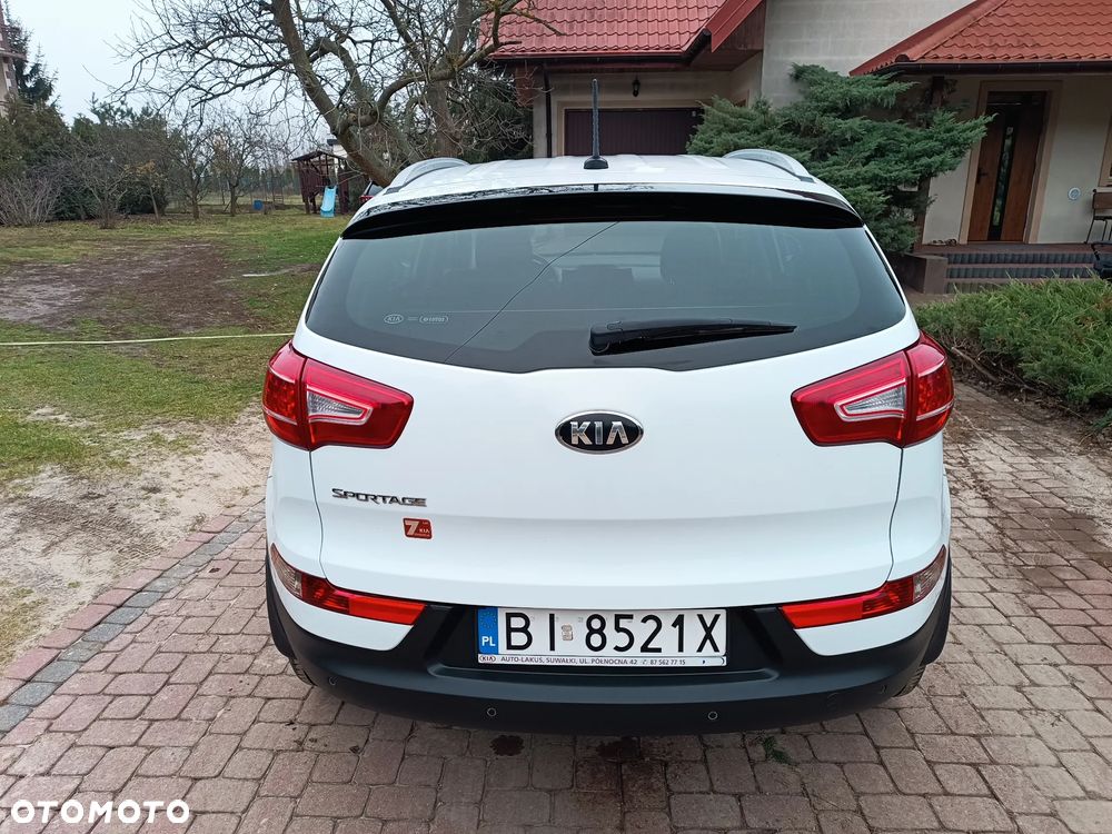 Kia Sportage 2.0 L - 19
