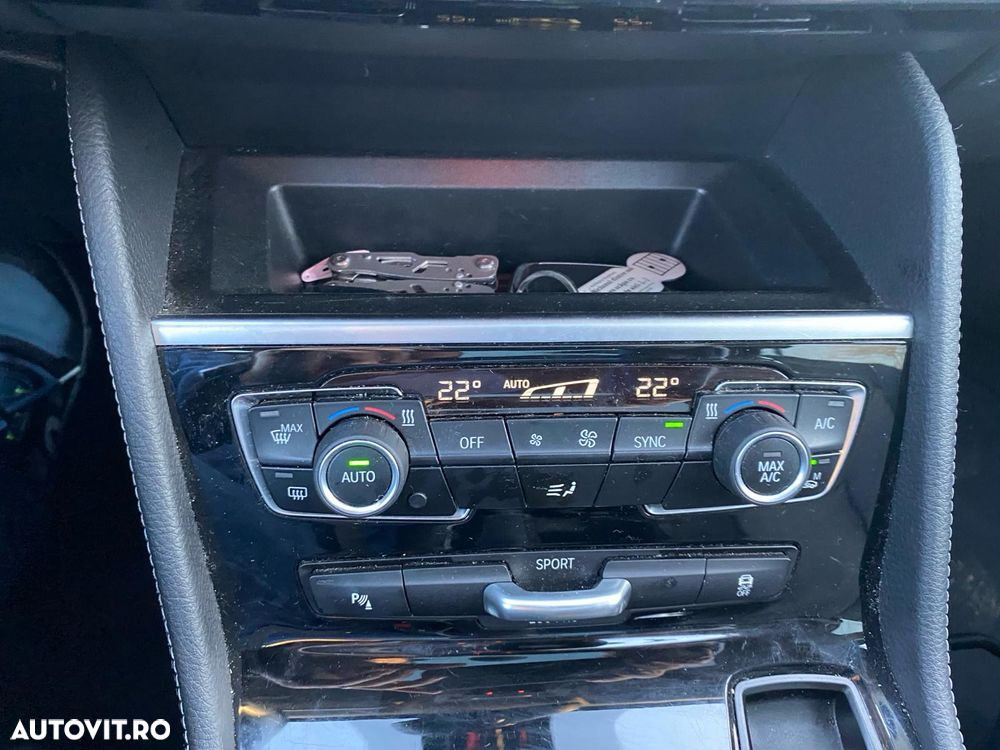 BMW Seria 2 218d Luxury Line - 11