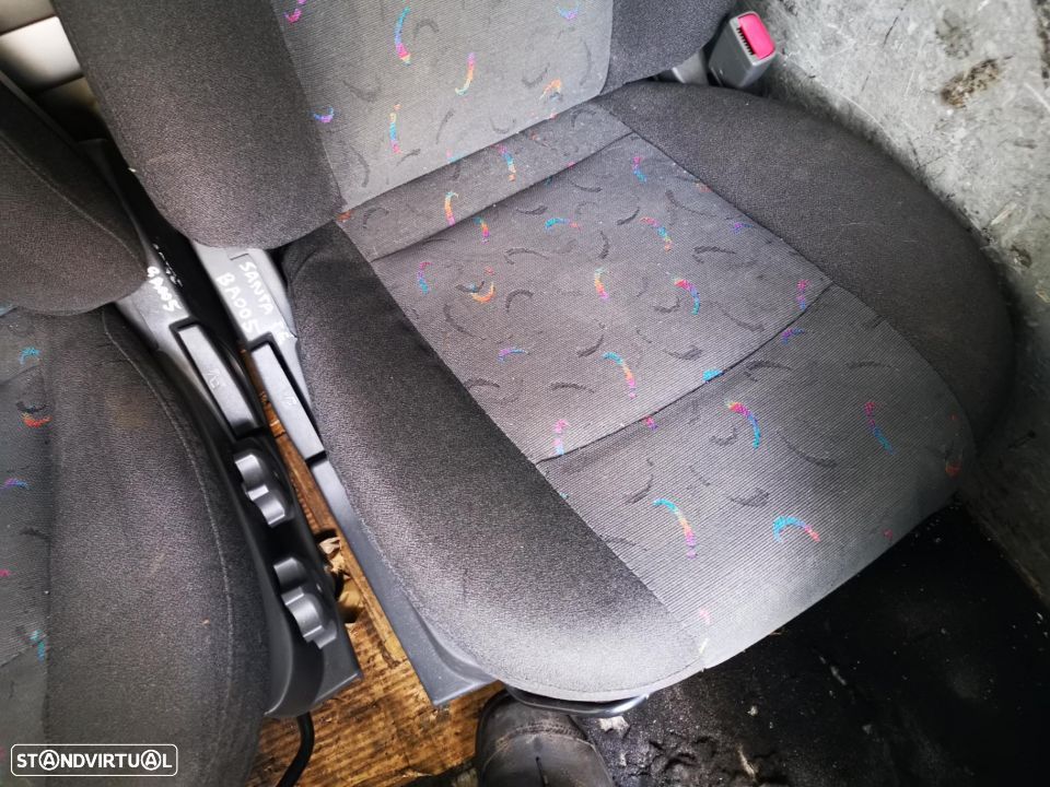 HYUNDAI SANTA FÉ CONJUNTO DE BANCOS BA005 - 4