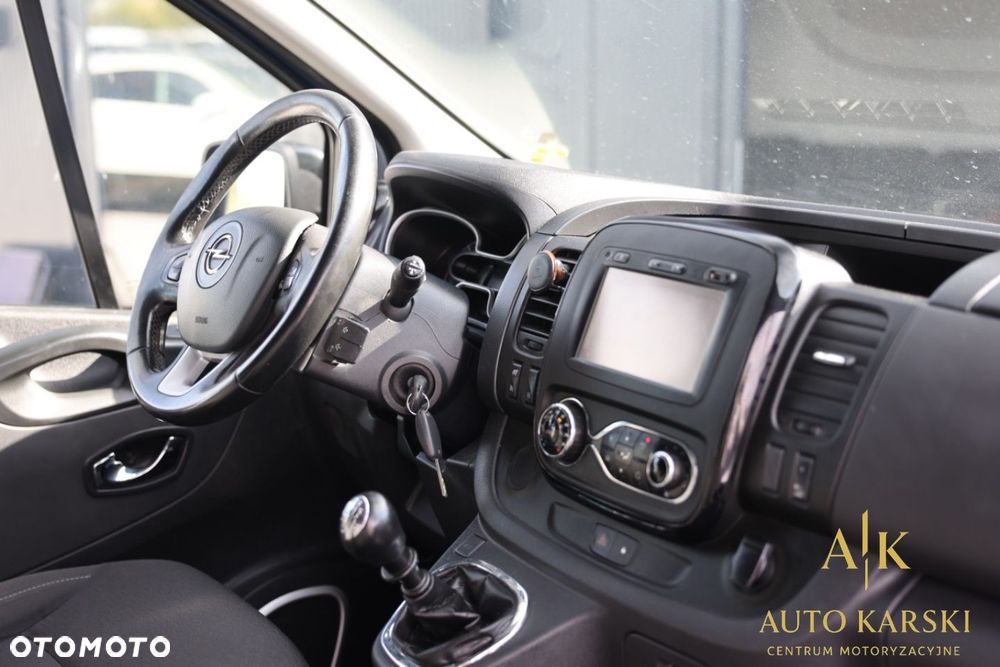 Opel Vivaro - 21