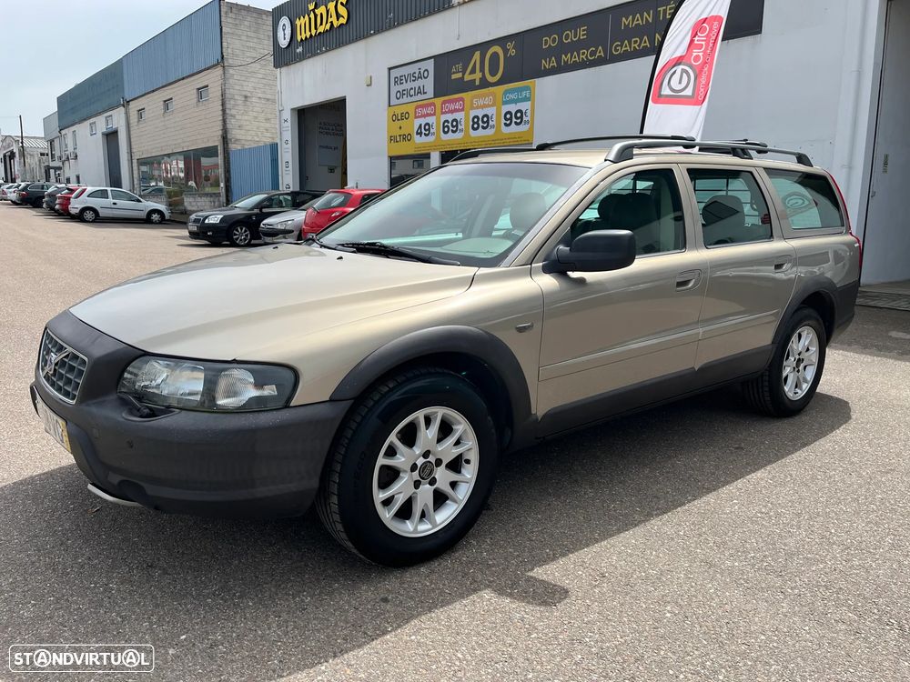 Volvo XC 70 D5 Nivel 2 Auto. - 1