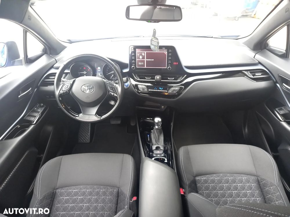 Toyota C-HR - 10