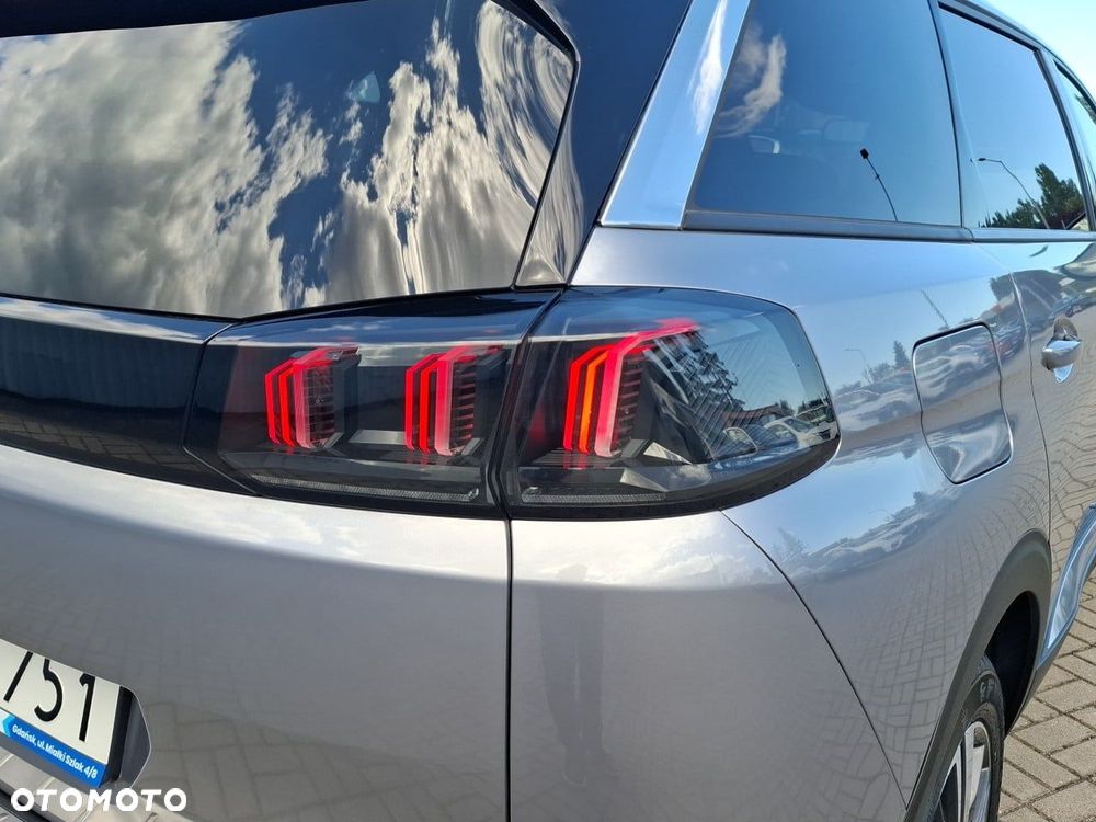 Peugeot 5008 1.2 PureTech mHEV Allure Pack S&S e-DCS6 - 17