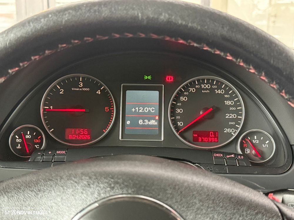 Audi A4 Avant 1.9 TDI m6 S-Line - 51