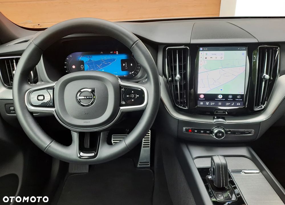 Volvo XC 60 B4 B R-Design - 25