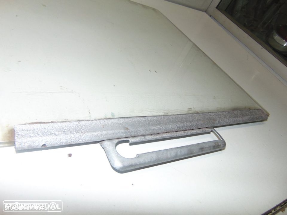 Ford Escort MK I - vidros das portas com calha - 6