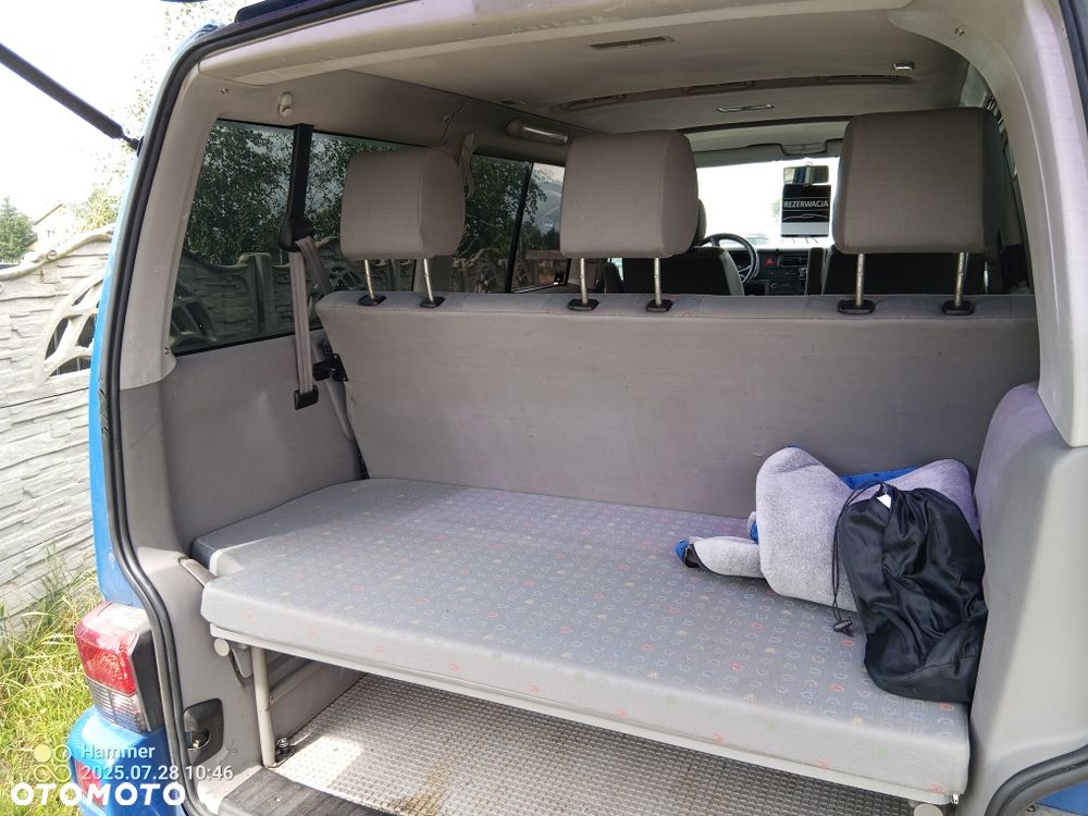 Volkswagen Multivan - 8