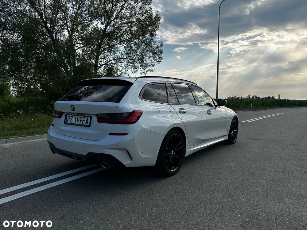 BMW Seria 3 320d xDrive M Sport - 3