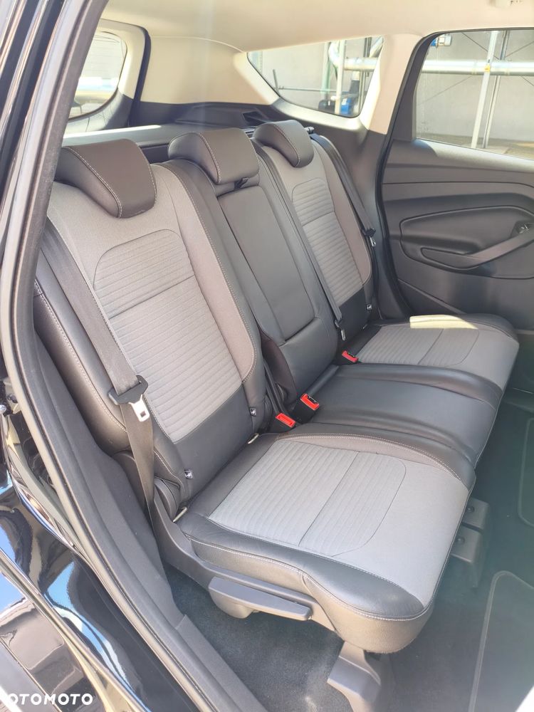 Ford Kuga 1.5 EcoBoost FWD Titanium ASS - 17