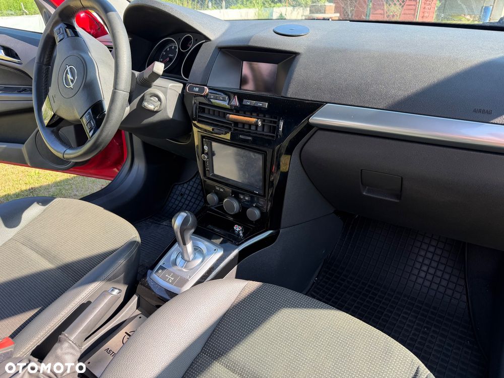 Opel Astra 1.6 Essentia EasyTronic - 10