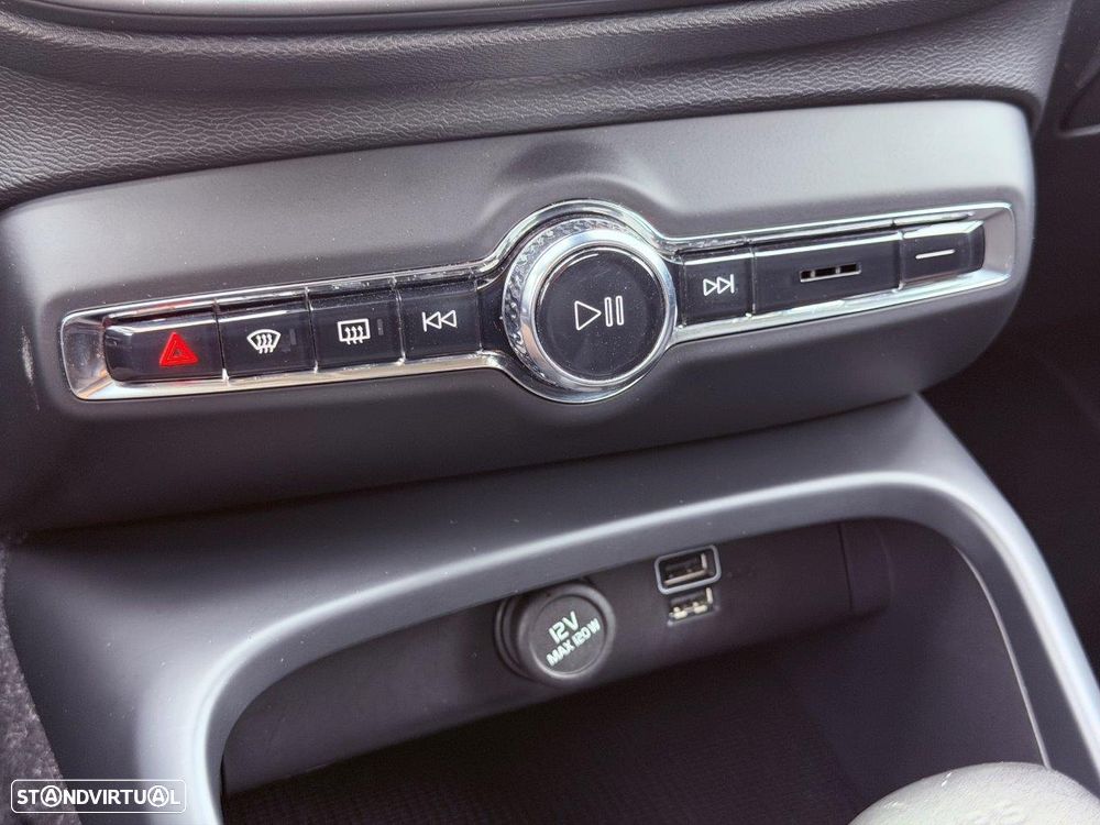 Volvo XC 40 2.0 D3 Momentum - 35