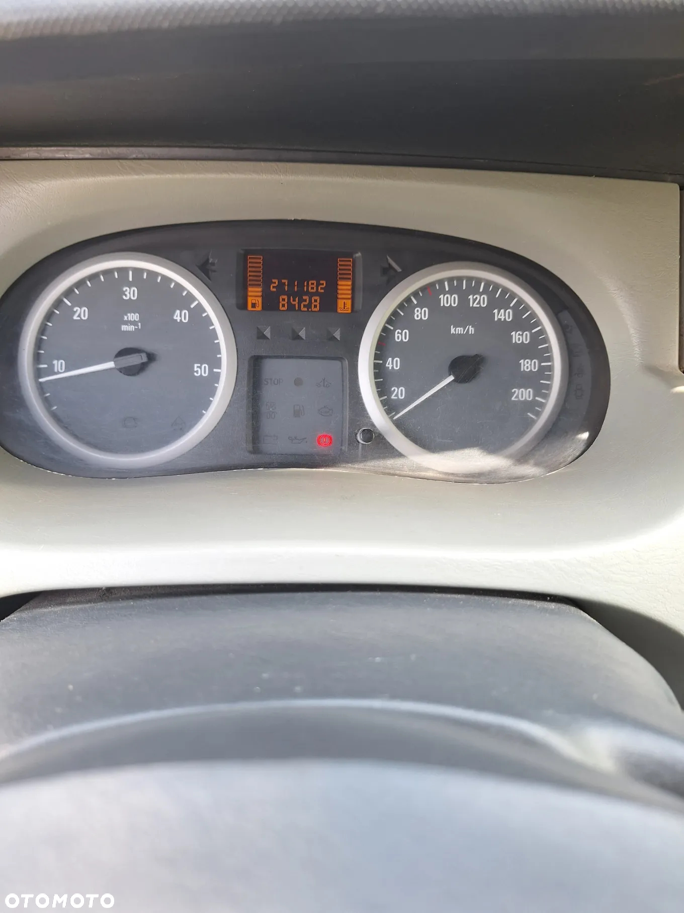 Opel Vivaro - 5