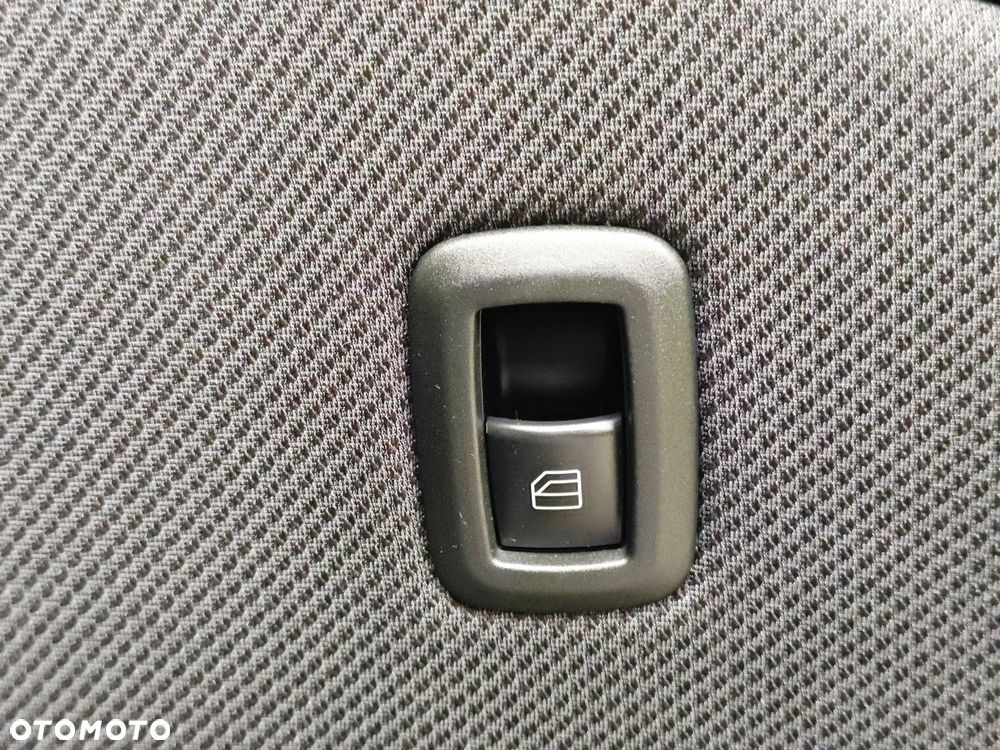 Mercedes-Benz Klasa B 200 CDI Special Edition - 25