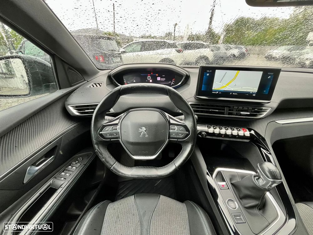 Peugeot 3008 1.2 PureTech Allure Pack - 17