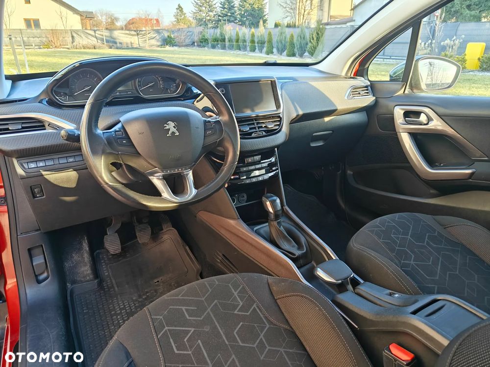 Peugeot 2008 1.2 Pure Tech Active - 15